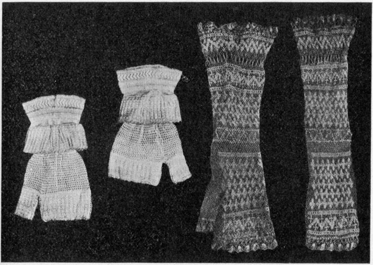 Knitted Flaxen Mittens.