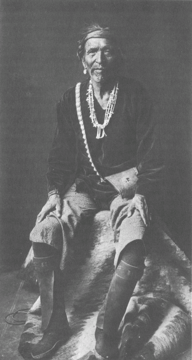 Hástĭn Yázhĕ - Navaho Illustration: Hástĭn Yázhĕ - Navaho