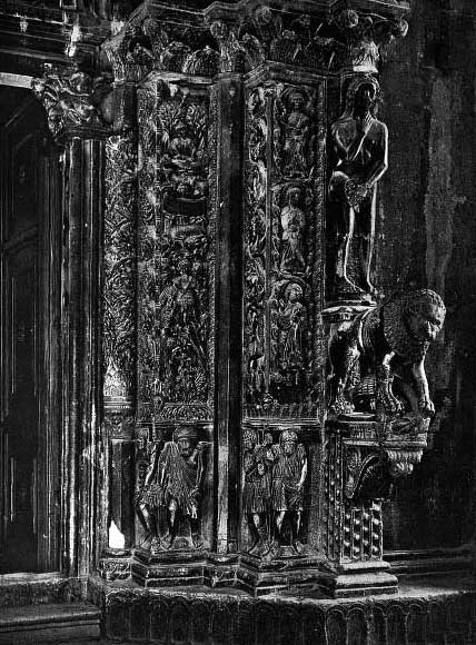 CARVING ON RIGHT JAMB OF WEST DOOR, CATHEDRAL, TRAÃ
