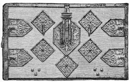 VARGUEÃO CABINET. SPANISH. 16TH CENTURY. SOUTH KENSINGTON MUSEUM.