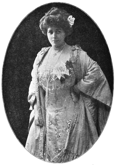 MADAME STEINHEIL

Photo by Claude Harris, London