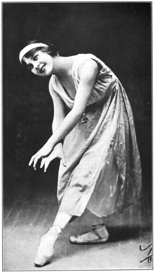 Image not available: Mlle. Lydia Lopoukowa

To face page 259

